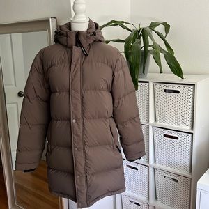 Aritzia TNA SuperPuff Mid Size Medium